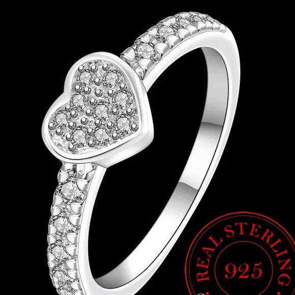 VINTAGE 925 STERLING SILVER DIAMOND HEART RING - Picture 3 of 5
